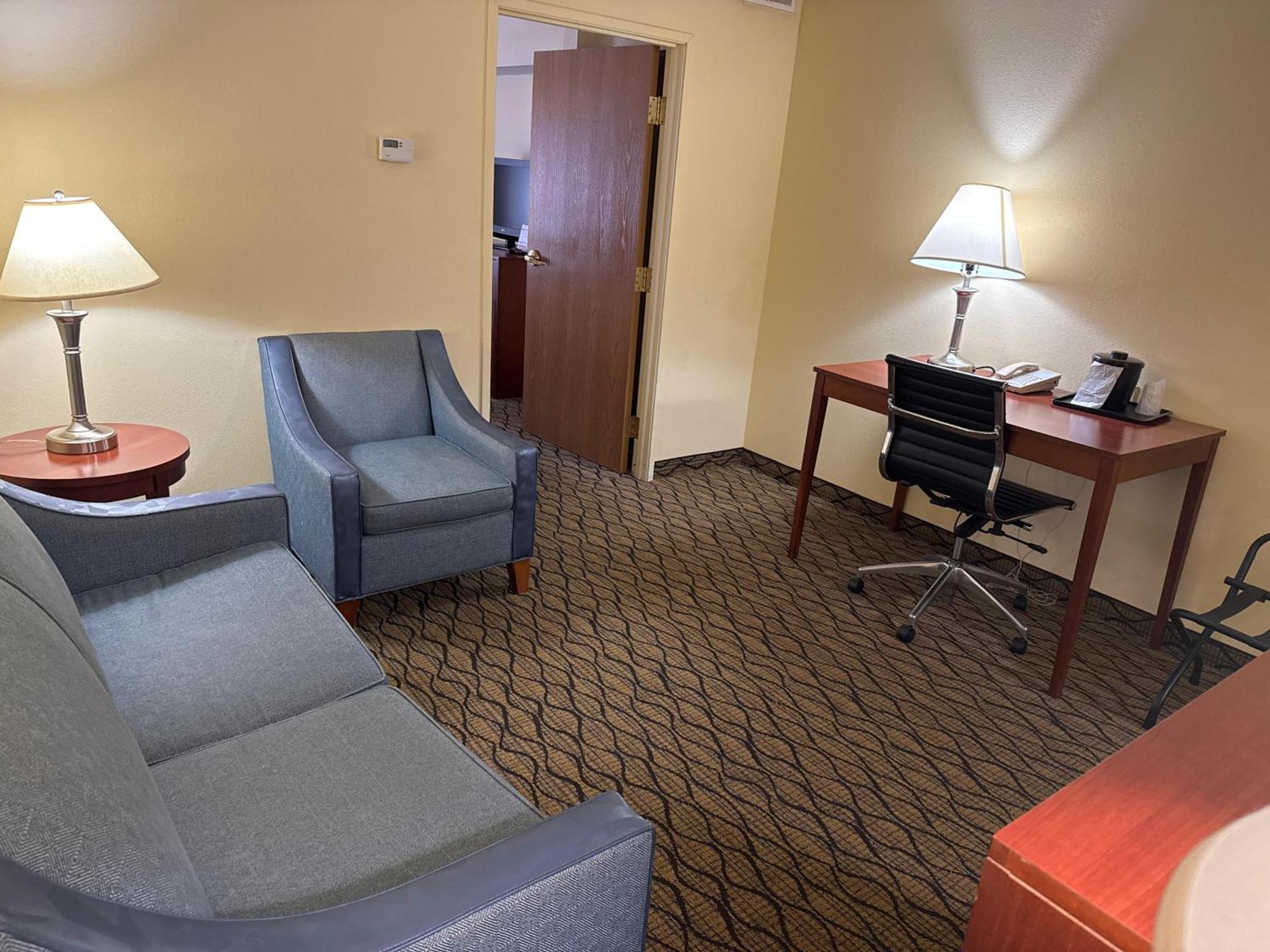 Hotel Baymont By Wyndham Mishawaka South Bend Area Exterior foto